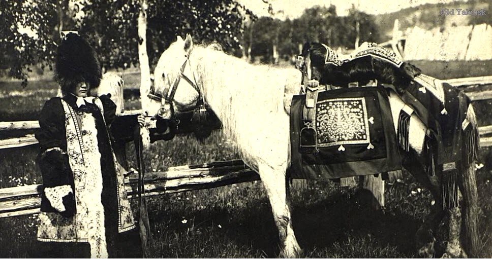 Женщины Якутии в разные времена