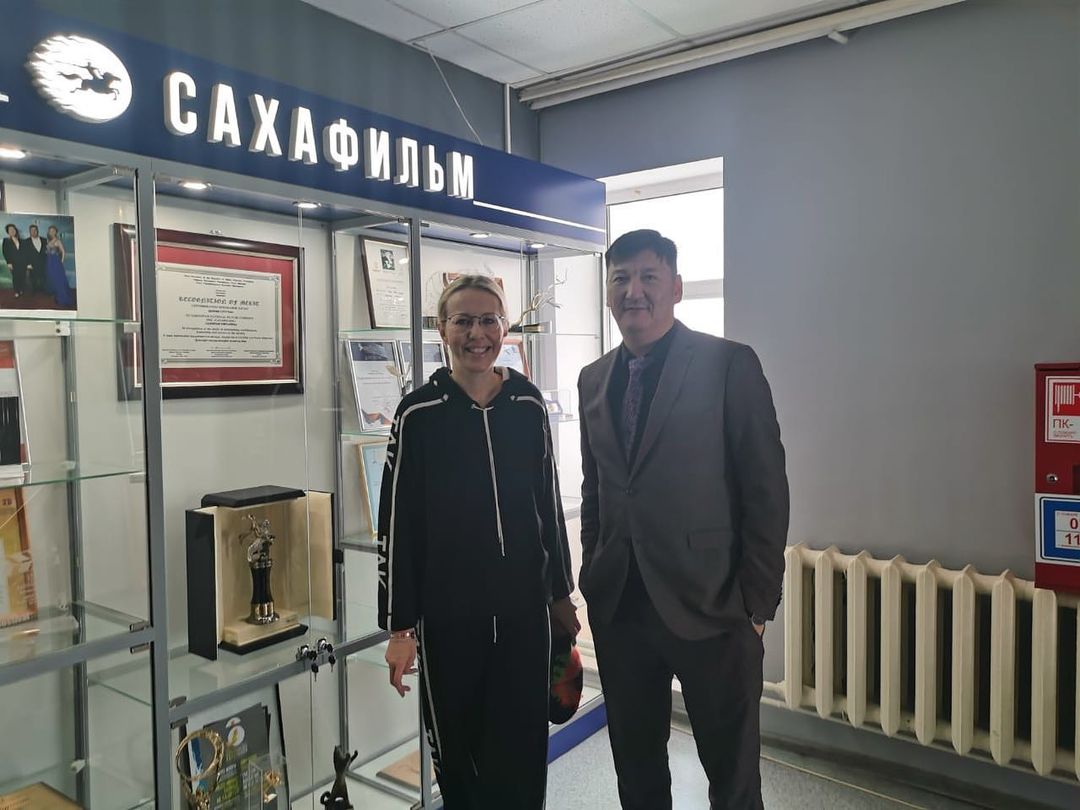 Ксения Собчак посетила компанию "Сахафильм" в Якутске