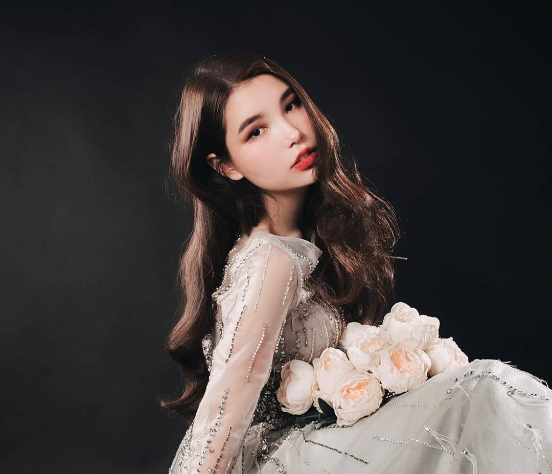 Якутский телеканал использовал фото модели с отдыха в передаче про нравственность