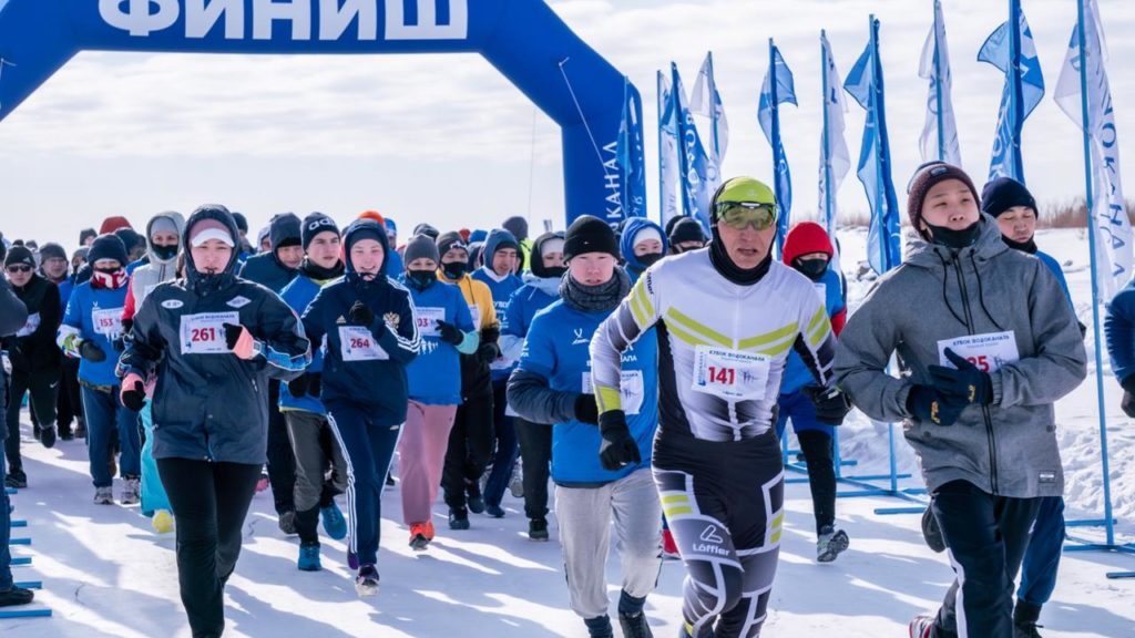 174 человека вышли на старт ледового пробега на Кубок Водоканала