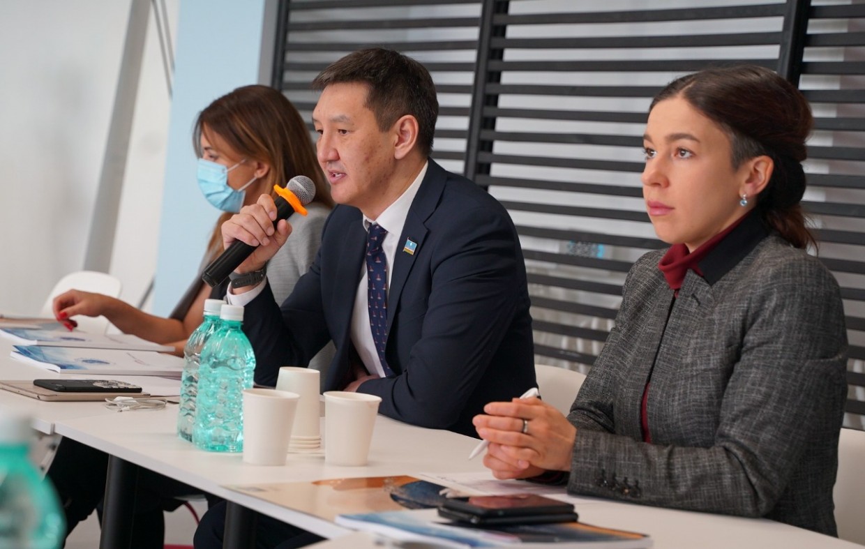 Министр образования и науки РС(Я) Михаил Сивцев: «Мы должны сделать еще два шага вперед, чтобы прийти к настоящей цифровизации»