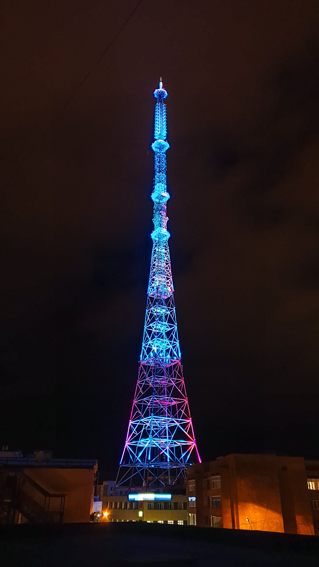 Филиал РТРС зажжет синие огни телебашни в поддержку акции «Зажги синим»