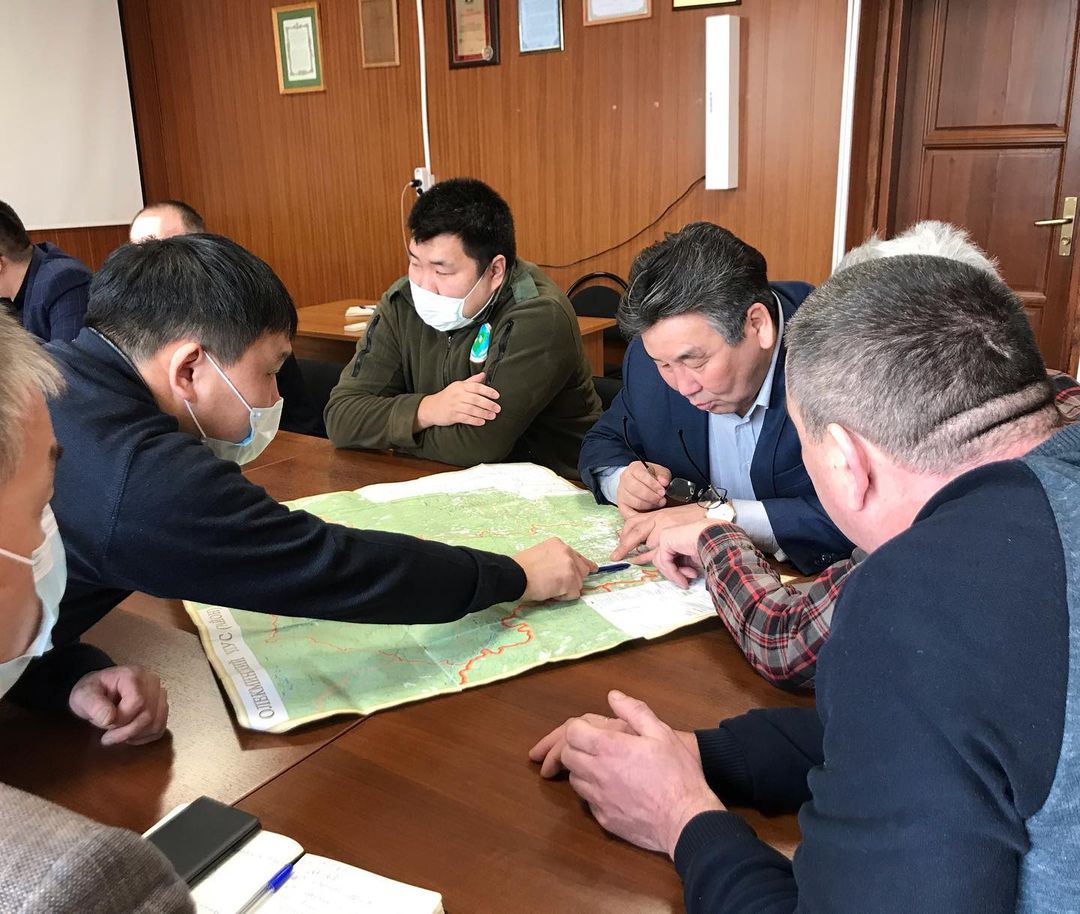 "Река Токко, по которой проложена незаконная дорога, является нерестовой"