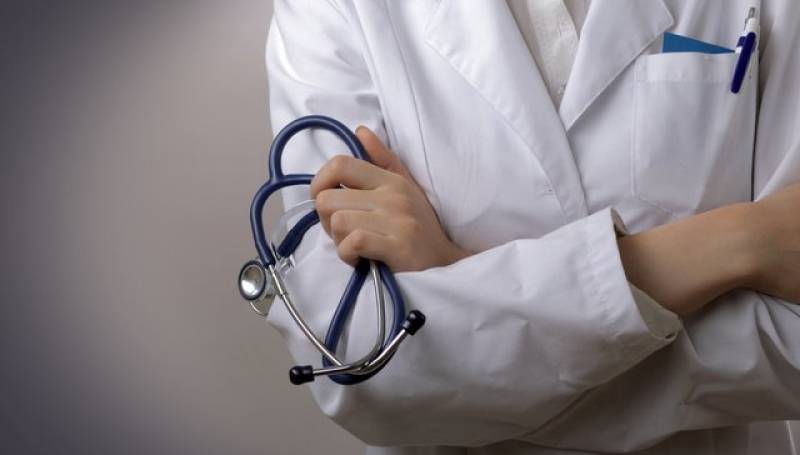 Врач раскрыл, как смог и пыль влияют на заражение коронавирусом