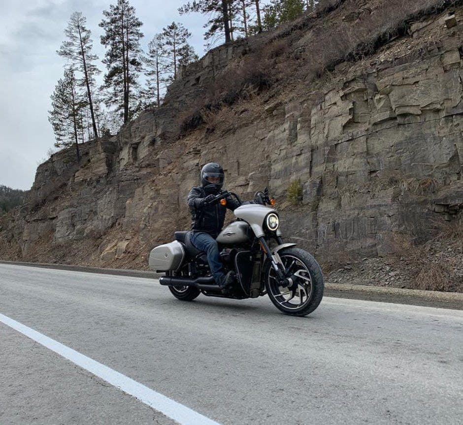 Первый зампред правительства Якутии открыл мотосезон в Иркутске