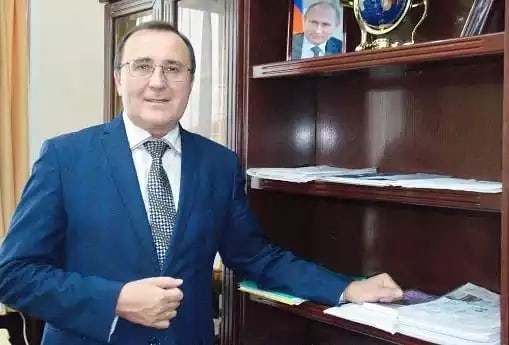 В администрации Мирнинского района опровергли слухи о задержании главы района Ришата Юзмухаметова