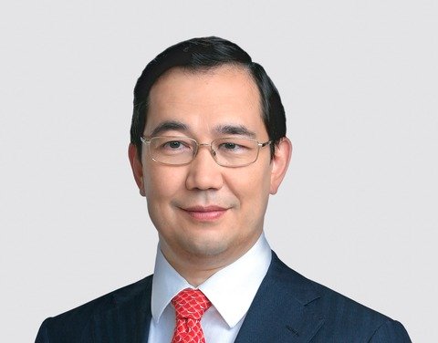 Айсен Николаев поздравляет с Днём отца в Республике Саха (Якутия)