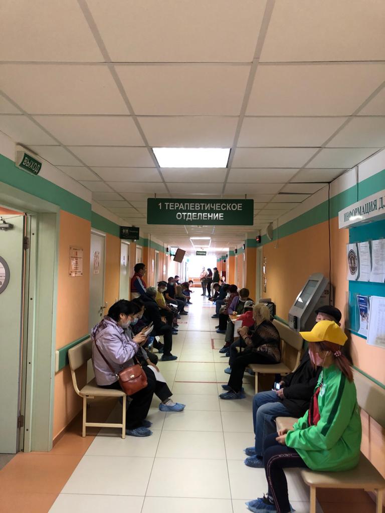 Акция по вакцинированию в Якутской городской больнице №3 вызвала ажиотаж