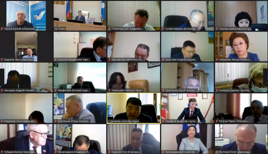 Народные депутаты поддержали проект конституционного закона о внесении изменений в Конституцию республики