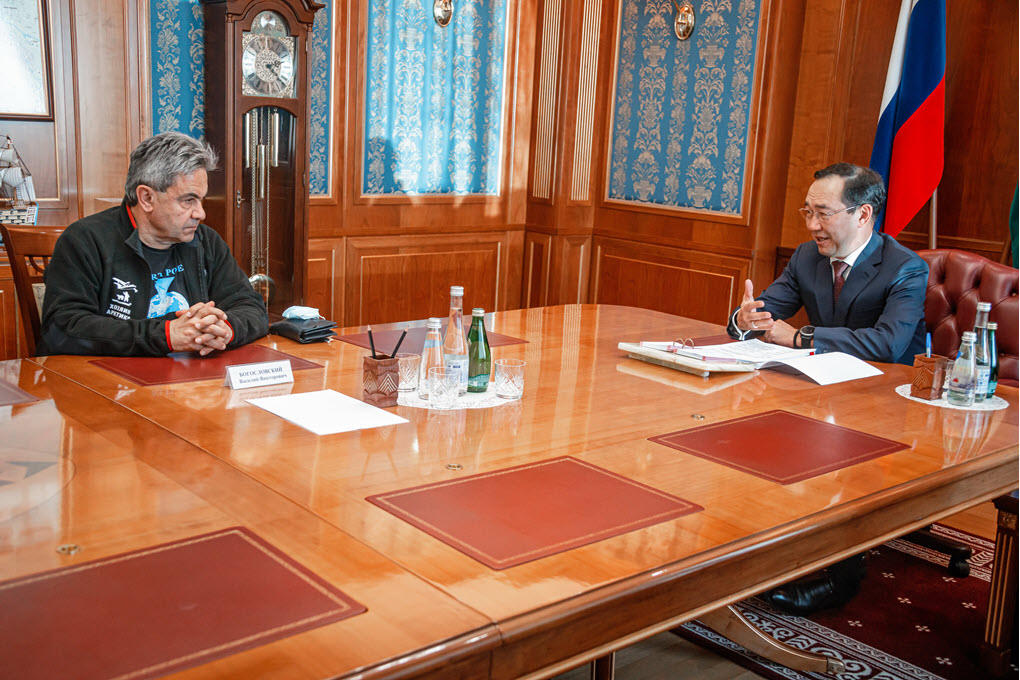 Айсен Николаев встретился с организаторами экологического проекта «Хозяин Арктики»