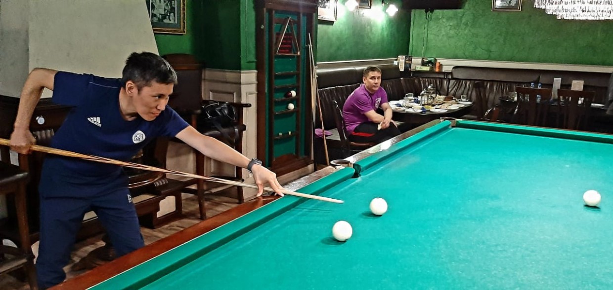 В ЖДЯ провели соревнования по бильярду
