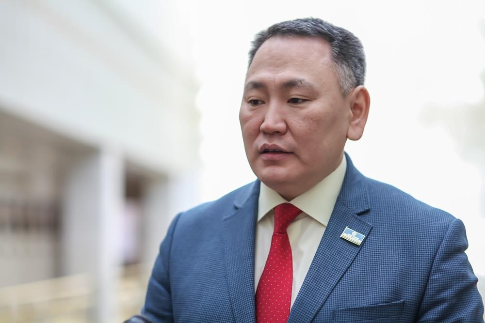 Министр экологии Якутии подал заявку на участие в праймериз «Единой России»