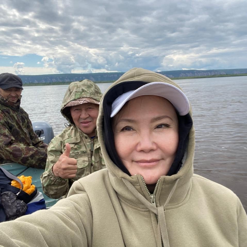 Экс-депутат Ил Тумэна Николай Румянцев, недавно выпущенный по УДО, съездил за луком