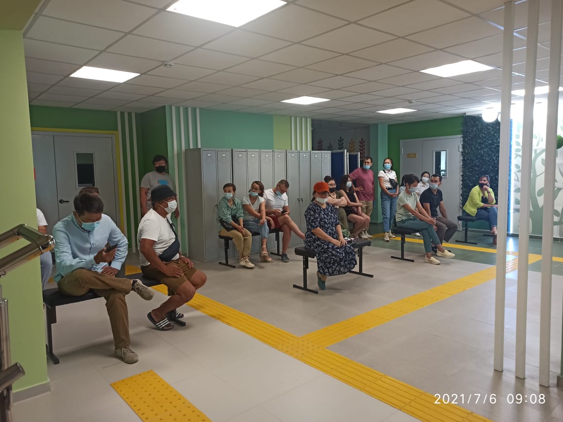 Родители первоклашек 203 мкрн Якутска, оставшихся за бортом новой гимназии, собираются выйти на митинги и пикеты