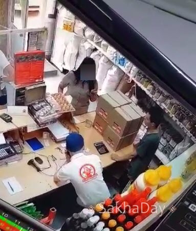 Блогеры разозлились на предпринимательницу, отказавшую им в скидке