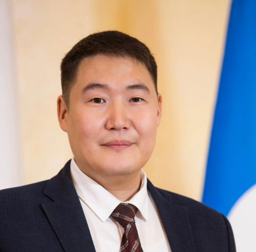 Александр Уваров назначен помощником главы Якутии