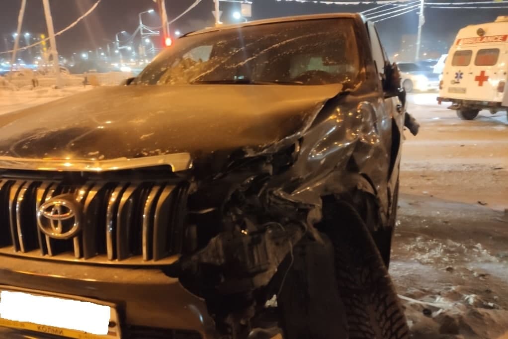 Владимир Аммосов признан виновным в ДТП.  Ему назначен штраф в размере 15 тысяч рублей