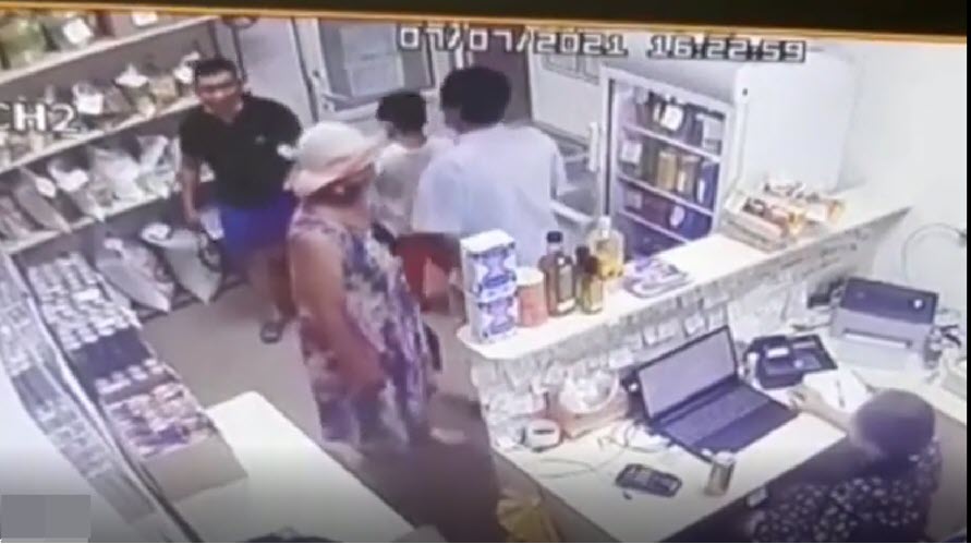 В Якутске женщина украла 5 кг сахара на оптовой базе