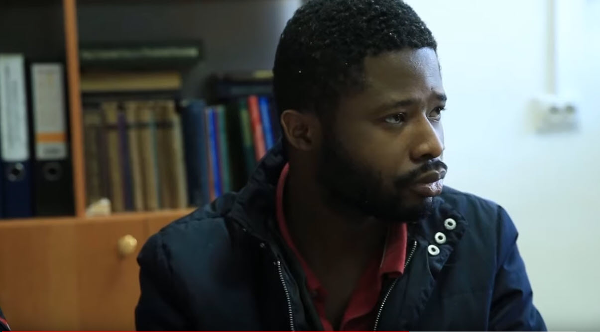 Полицейские задержали предполагаемого жениха пенсионерки из Якутии,  обманувшего ее на 590 тысяч рублей