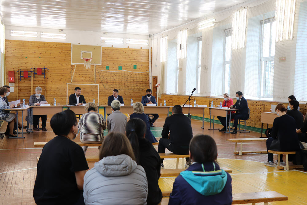 Экспертиза показала, что здание школы №1 в Якутске пригодно для эксплуатации ещё на один год