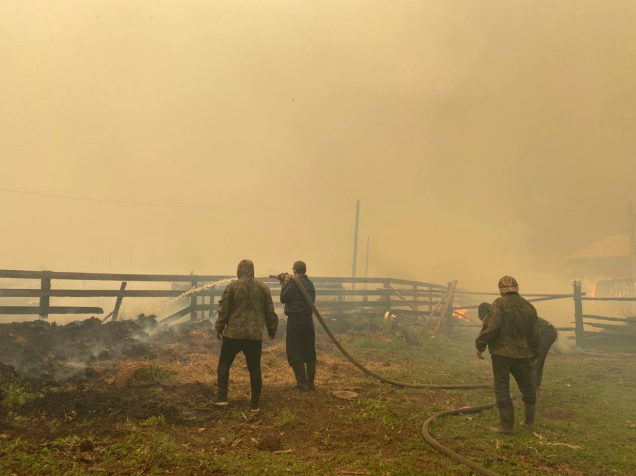 Глава Якутии Айсен Николаев вылетел в Бясь-Кюёль Горного района