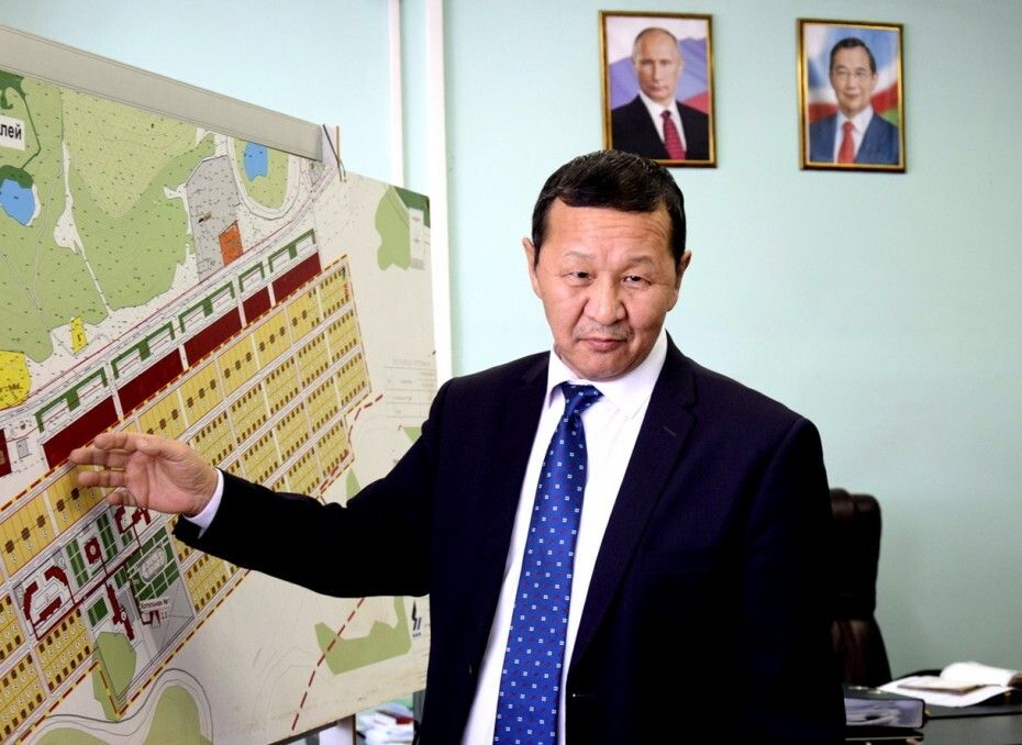 Глава Чурапчинского улуса Андрей Ноговицын освобожден от должности