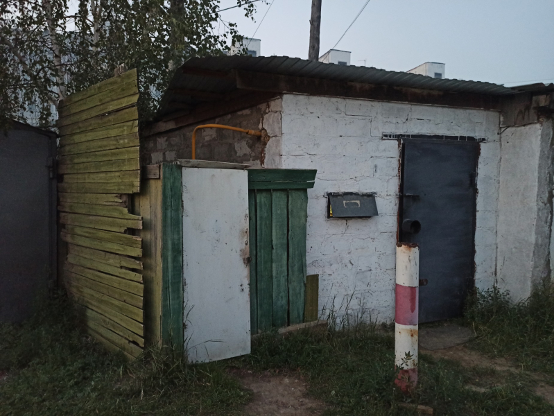 Выращивал коноплю для селфи. В Якутске мужчина выращивал запрещенное растение за гаражами в Сайсарах