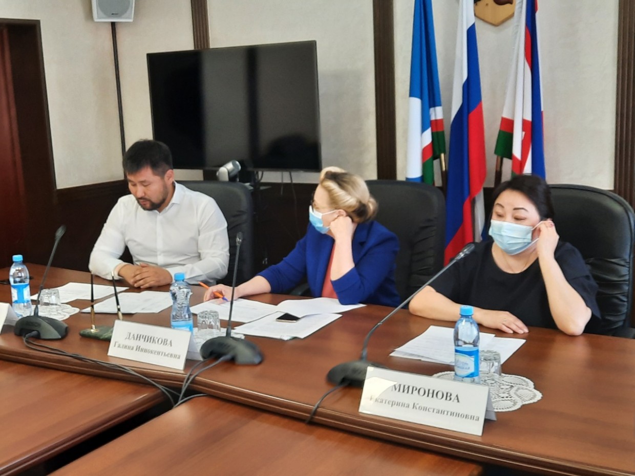 Тысячи многодетных семей в Якутске получают земельные участки