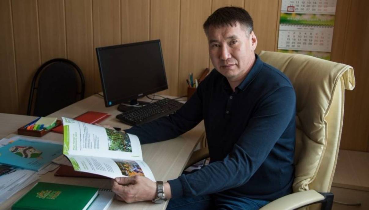 Экс-глава Губинского округа Айаал Бурцев сообщил, что стал безработным