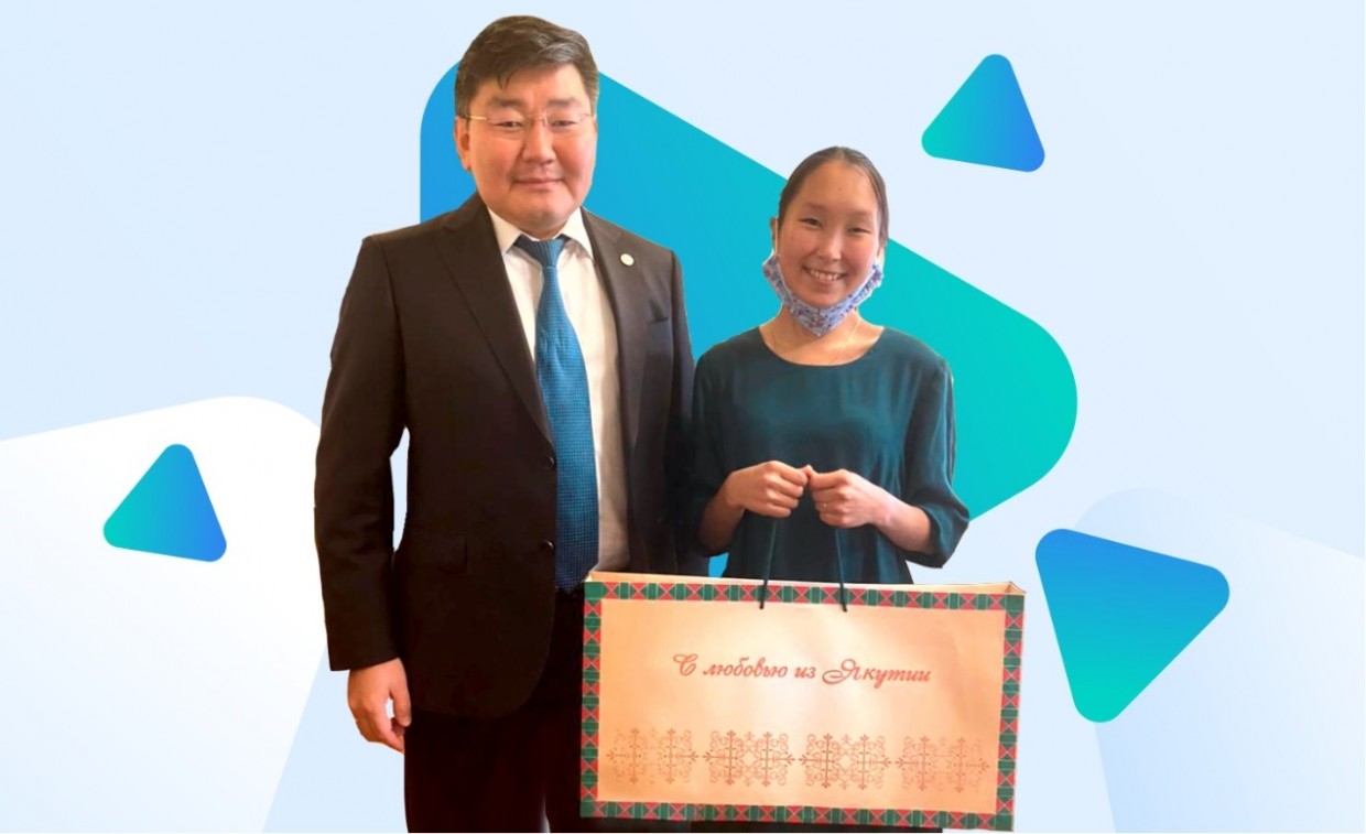 «Мечтала об этом украшении». Студентка АГИКИ Анна Гаврильева выиграла илин кэбиhэр от АЭБ