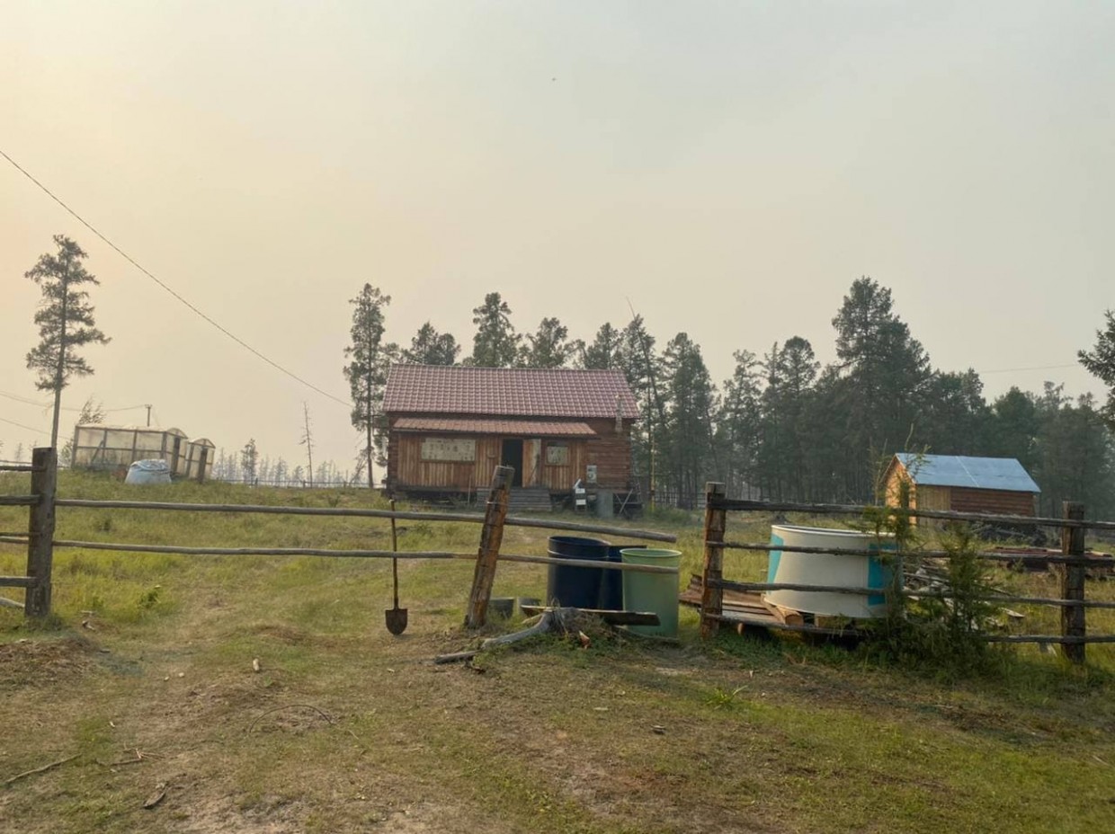 "Жилье людям должно быть построено в краткие сроки. Также каждому члену пострадавших семей будет выплачено по 30 тыс. рублей".