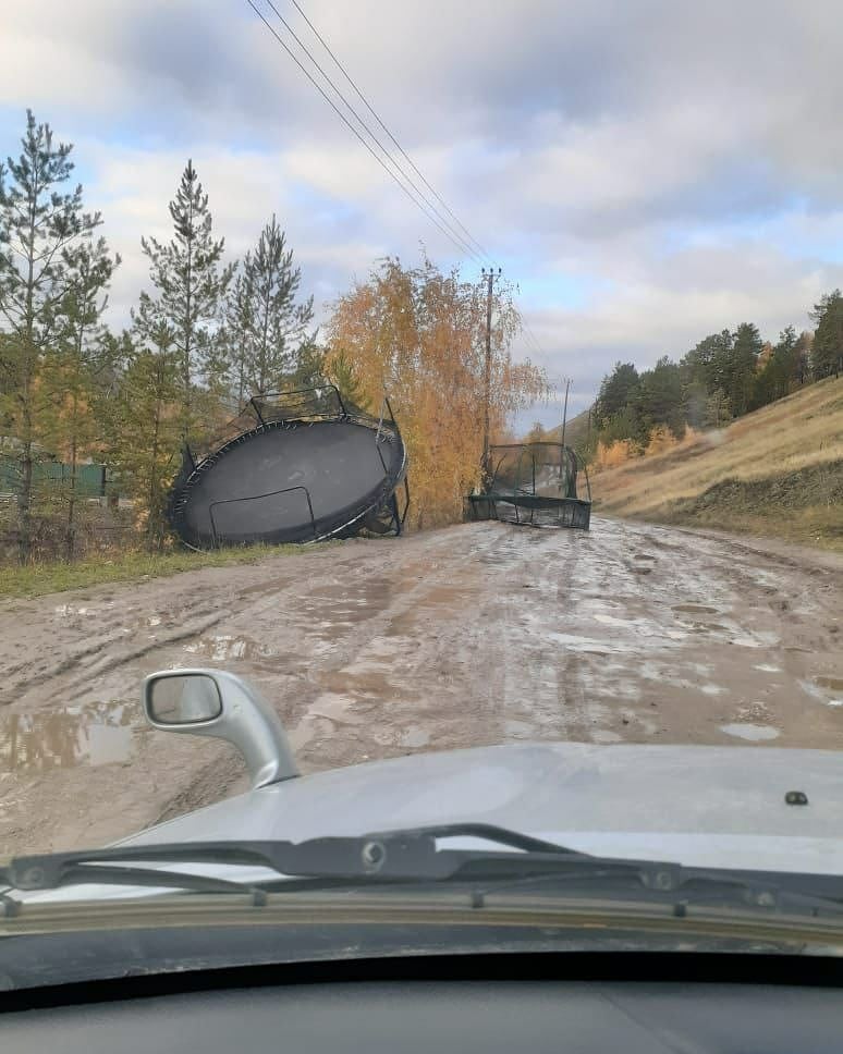 МЧС Якутии предупреждает о сильных порывах ветра и мокром снеге