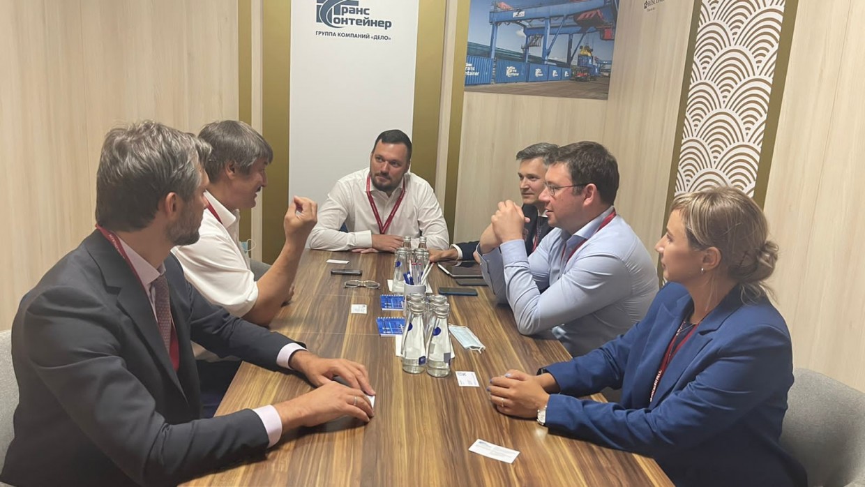 АК «Железные дороги Якутии» и ПАО «Трансконтейнер» провели встречу в рамках ВЭФ - 2021