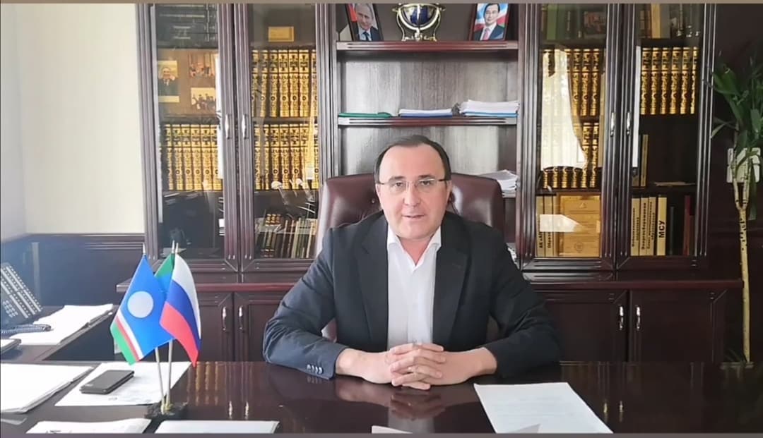 "Я принял сложное для меня решение". Глава Мирнинского района Ришат Юзмухаметов объявил об отставке