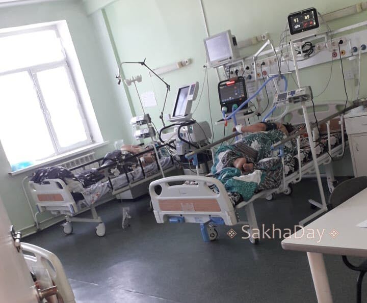 "Жизнь здесь кипит". Репортаж из самой большой реанимации Якутска