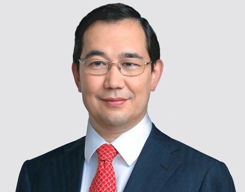 Поздравление Главы Якутии Айсена Николаева с Днём предпринимателя в РС(Я)