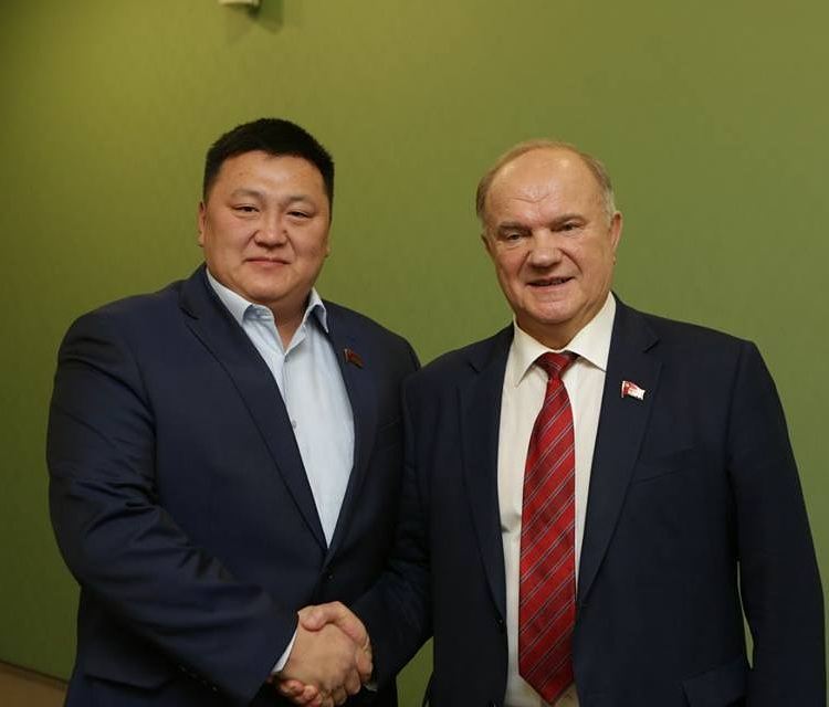 Претендент на мандат Петра Аммосова в Ил Тумэн оказался судимым. Коммунистам придется выбрать другого