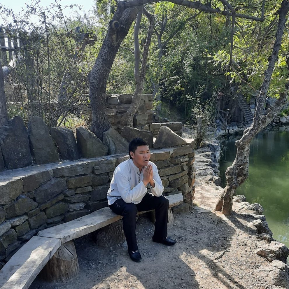 Лэгэнтэй рассказал, что он делает в Ялте