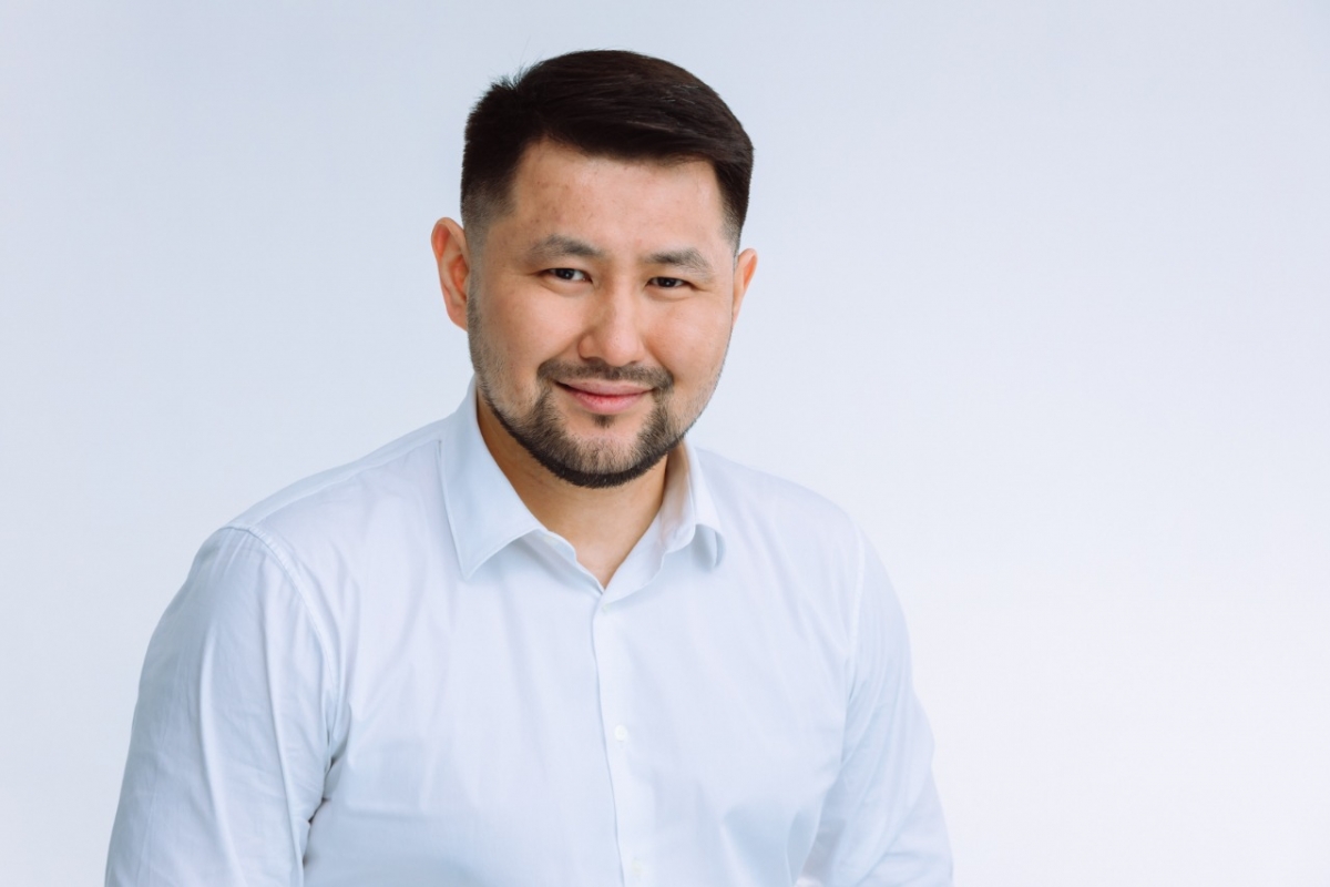 Евгений Григорьев поздравляет с Днем города Якутска