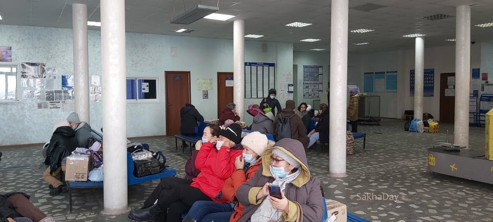 Несмотря на обещание министра транспорта Якутии жители отдаленных сел Булунского района не вылетели домой