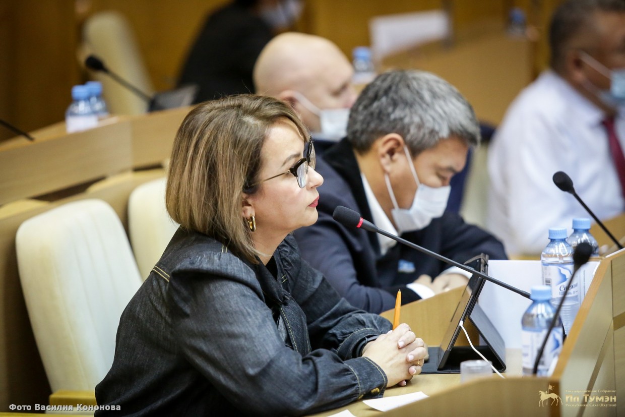 Депутат Ил Тумэна, получившая субсидию на развитие бизнеса, жителям Якутии: хватить плакать и жалеть себя