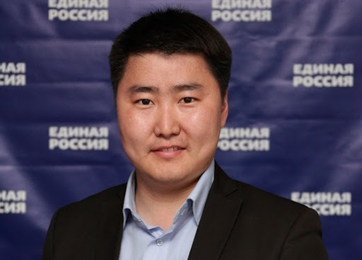 Василий Амбросьев покинул кресло руководителя Департамента информационной политики АГИП