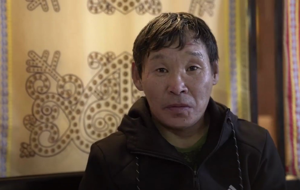 Экипаж Ми-8 «Полярных авиалиний» обнаружил Егора Кривошапкина