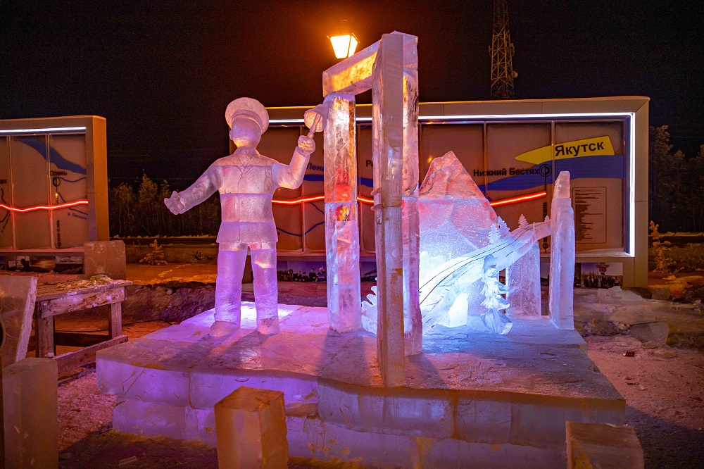 Подведены итоги конкурса ледовых скульптур на станции Нижний Бестях в Якутии