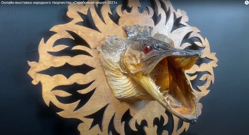 Пальто из налима, украшения из костей ряпушки и карася. Уникальные работы мастеров Якутии доступны онлайн