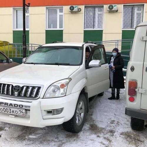 Транспорт автобазы правительства передан в помощь врачам Якутска