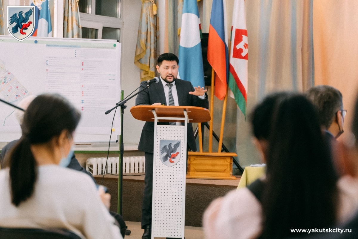 Евгений Григорьев выступил с отчетом перед жителями Центрального округа