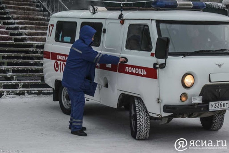 Медцентр Якутска: люди могли бы купить тесты в аптеке вместо вызова врача на дом