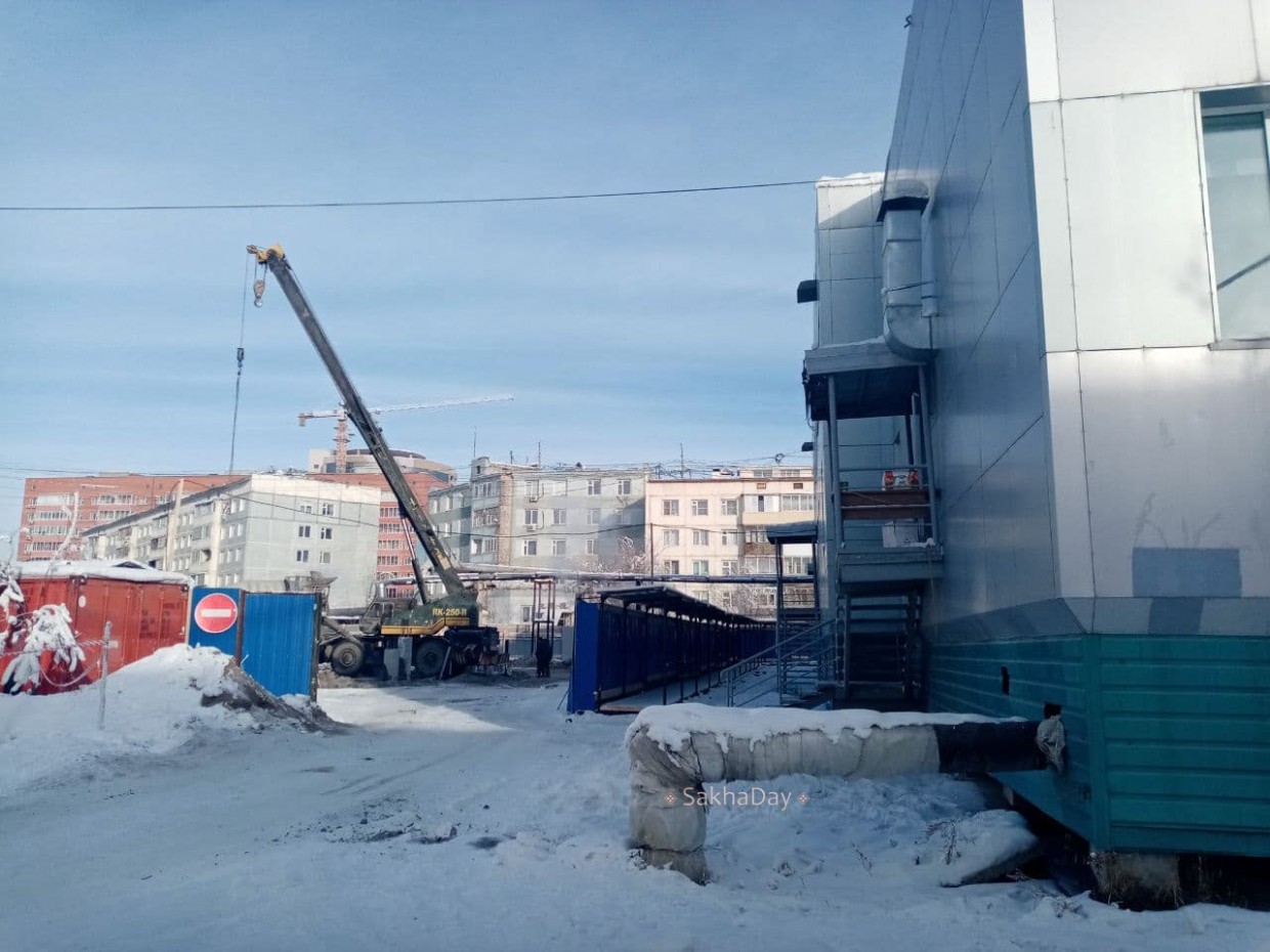 Что за строительство идёт возле школы № 5 в Якутске?