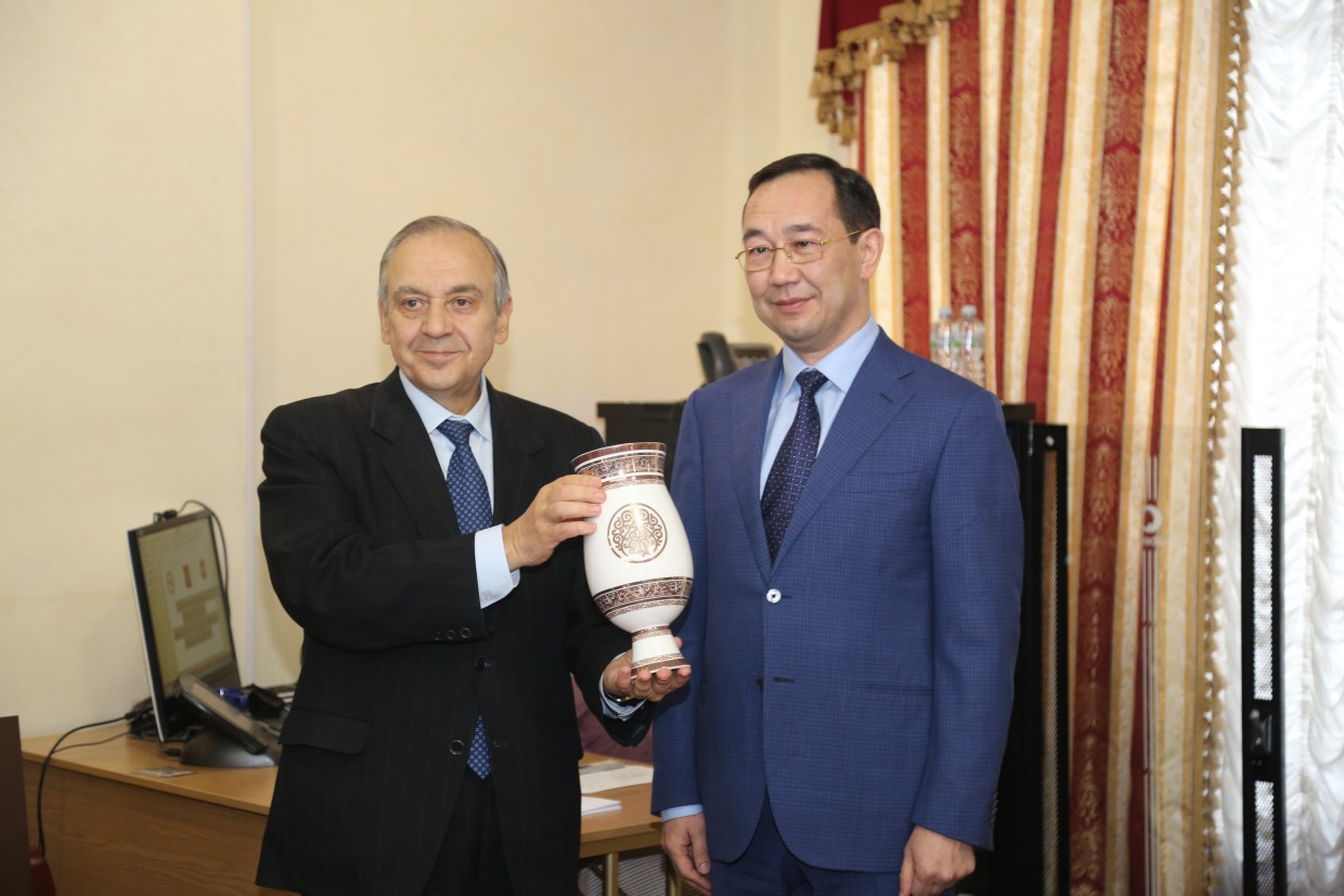 Якутия и Крым подписали меморандум о передаче санатория для детского отдыха